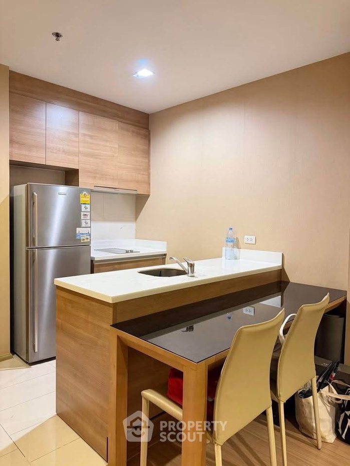 รูป คอนโด 1-ห้องนอน ที่ ริทึม รัชดา-ห้วยขวาง ใกล้ MRT ห้วยขวาง (ID 2596285) - รูปที่ 2/6