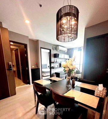 Condos for rent Soi Sukhumvit 71 : 2-BR Condo at Rhythm Sukhumvit 44/1 near BTS Phra Khanong (ID 2755931)