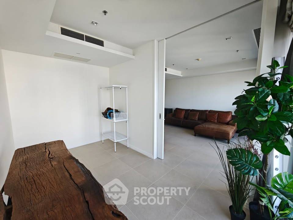 รูป คอนโด 3-ห้องนอน ที่ เดอะ ริเวอร์ คอนโดมิเนียม ใกล้ BTS สะพานตากสิน (ID 2758085) - รูปที่ 10/11