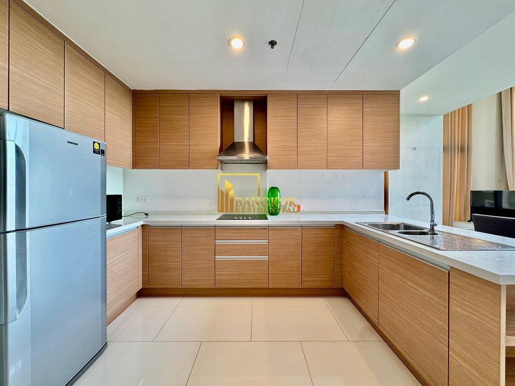 รูป Emporio Place | Contemporary 2 Bed Duplex Condo For Rent in Phrom Phong -  BR12468CD - รูปที่ 8/37
