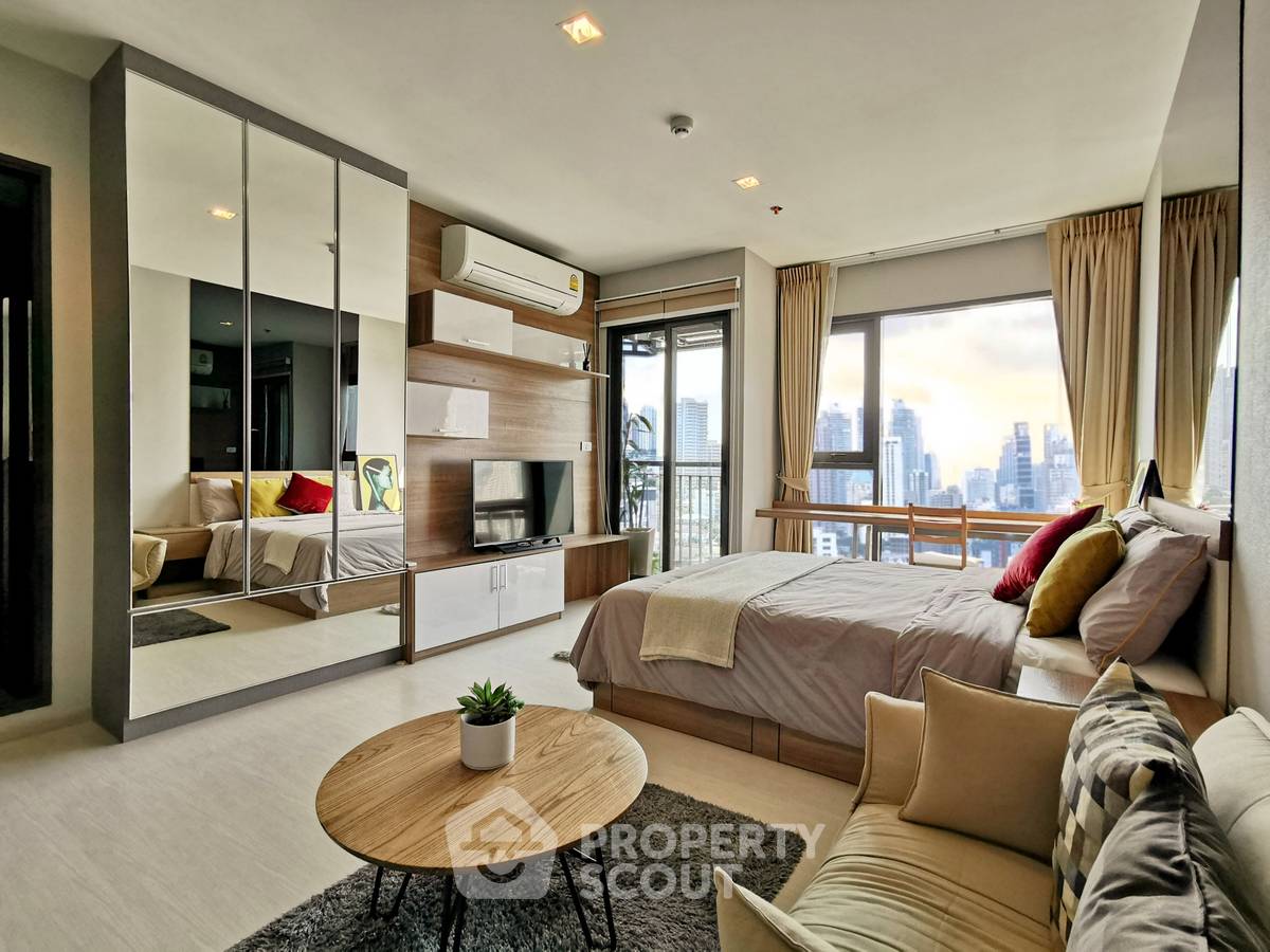 รูป คอนโด 1-ห้องนอน ที่ ริทึ่ม สุขุมวิท 36-38 ใกล้ BTS ทองหล่อ (ID 211813) - รูปที่ 1/16