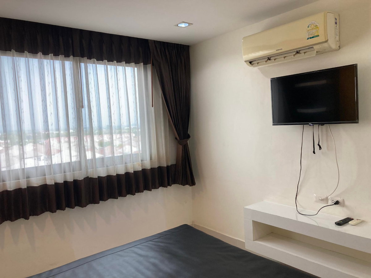 รูป ให้เช่าคอนโดเดอะไทม์ จ่ายเพียง 13,000 บาท เข้าอยู่ได้เลย (เจ้าของปล่อยเอง) - รูปที่ 4/17