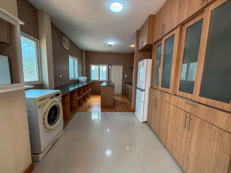 รูป บ้านเดี่ยวหรู ในคันทรีโฮมเลคแอนด์พาร์ค ศรีราชา ใกล้ห้างเจปาร์ค  - รูปที่ 7/21