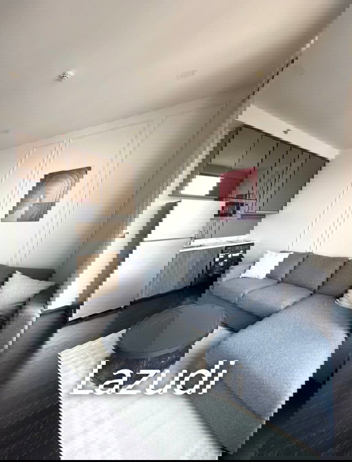 รูป 36.0 ตร.ม.  1 ห้องนอน  1 ห้องน้ำ คอนโดสำหรับ เช่าใน คลองตันเหนือ - รูปที่ 1/10