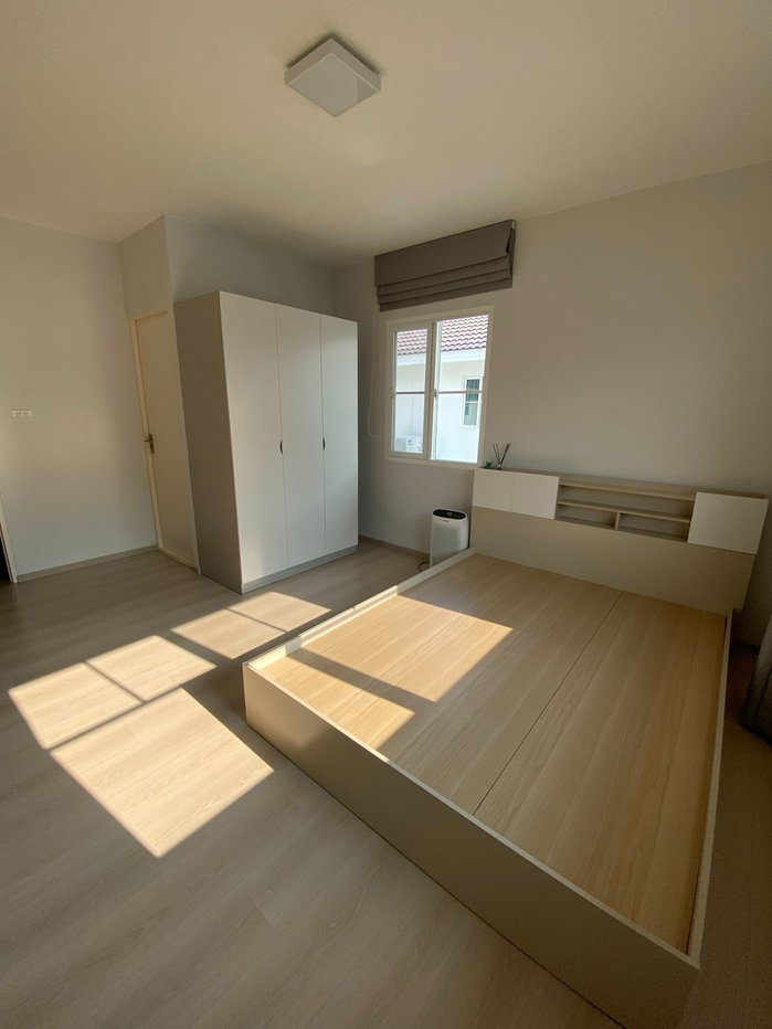 picture UV01916 - Villaggio Srinakarin :  MegaBangna - 11/11