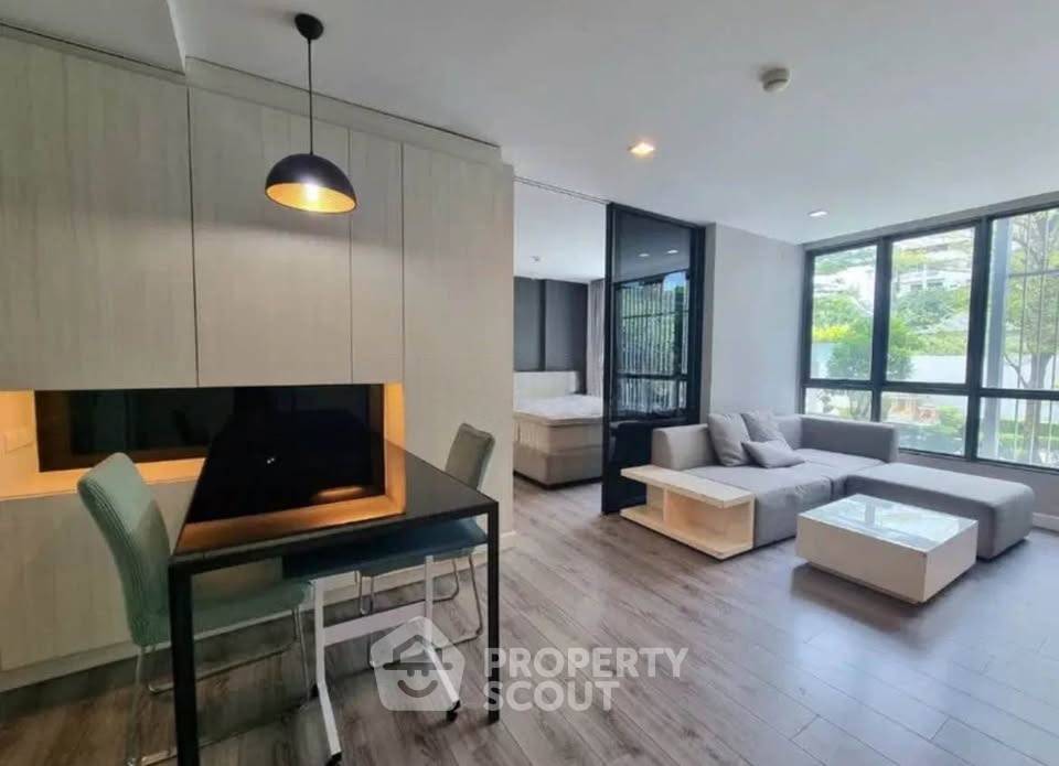 รูป คอนโด 1-ห้องนอน ที่ เดอะ รูม สุขุมวิท 40 ใกล้ BTS ทองหล่อ (ID 2401454) - รูปที่ 8/10