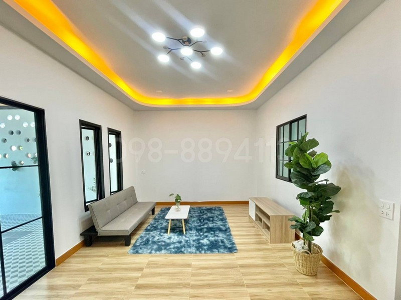 รูป ขายทาวน์เฮาส์ 1 ชั้น เนื้อที่ 30 ตรว ม.เพชรไพลิน ซ.คู้บอน27 แยก28 ตกแต่งใหม่ทั้งหลัง ยกหลังคาขึ้นสูง - รูปที่ 3/8