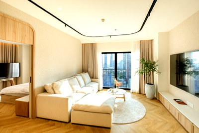 Condos for sale : 🏙️✨Noble Reveal Condo for Sale | High Floor Unit near BTS Ekkamai (HBH-HL-107) 
