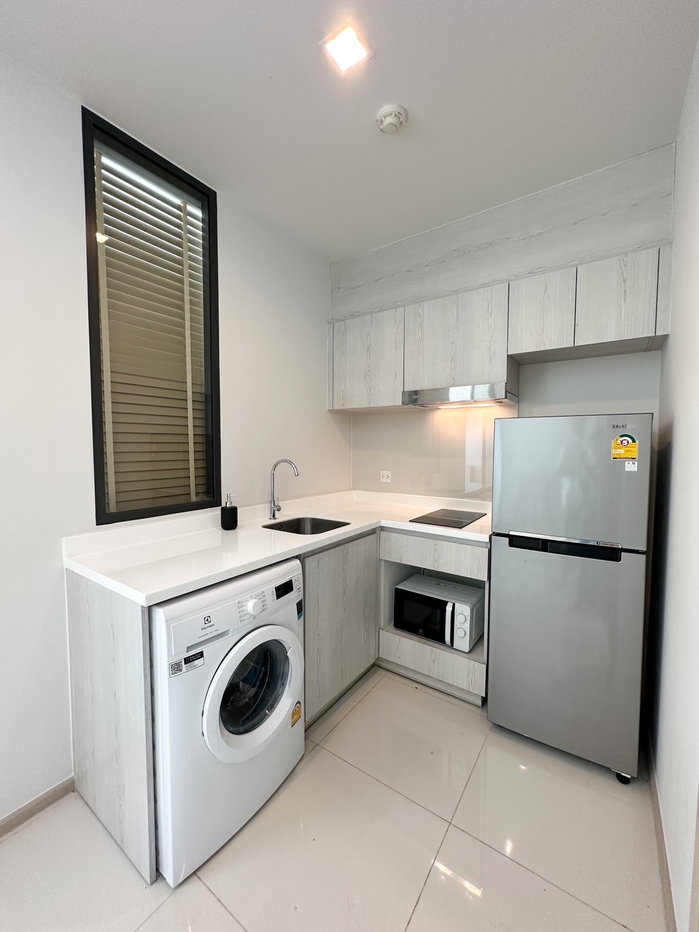picture @Condorental condo for rent Life One Wireless - 12/14
