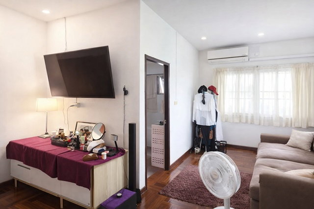 รูป ใกล้BTSนานา 300 ม. ปล่อยเช่าขาดทุน40% ถูกกว่าโรงแรม คฤหาสน์หรู 2 ชั้น รีโนเวทใหม่ 4นอน 4 น้ำ โรงแรมโนโวเทล กรุงเทพ สุขุมวิท4 70 ตร.ว. - รูปที่ 3/8
