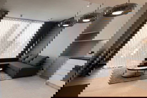  ขายพร้อมผู้เช่า ! เลี้ยงสัตว์ได้ ! Tait Sathorn 12, 1 นอน, 1 น้ำ, ห้องทิศเหนือ, ชั้นสูง 15+, ห้องหายาก !! Code C20230104613 แต่งครบ, ราคาพิเศษ!!