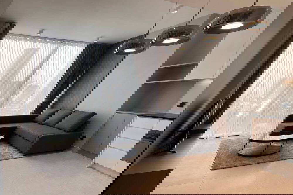 รูป  ขายพร้อมผู้เช่า ! เลี้ยงสัตว์ได้ ! Tait Sathorn 12, 1 นอน, 1 น้ำ, ห้องทิศเหนือ, ชั้นสูง 15+, ห้องหายาก !! Code C20230104613 แต่งครบ, ราคาพิเศษ!! - รูปที่ 1/9