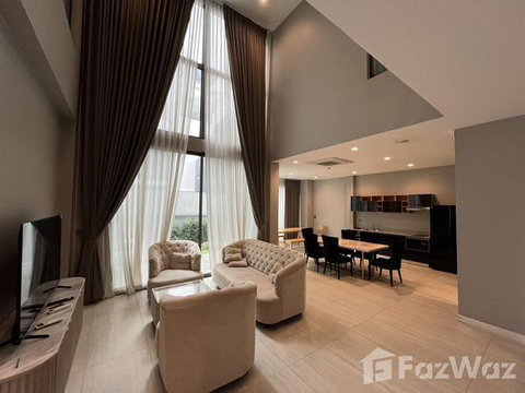 ทาวน์เฮ้าส์ให้เช่า 4 ห้องนอน ในโครงการ เดอะ เจนทริ พัฒนาการ 2 1362524