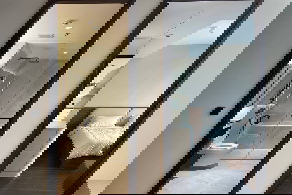 รูป  ขายพร้อมผู้เช่า ! เลี้ยงสัตว์ได้ ! Tait Sathorn 12, 1 นอน, 1 น้ำ, ห้องทิศเหนือ, ชั้นสูง 15+, ห้องหายาก !! Code C20230104613 แต่งครบ, ราคาพิเศษ!! - รูปที่ 8/9