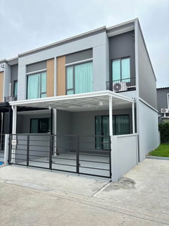 รูปภาพ RS5495 ให้เช่า บ้าน Pleno Sukhumvit – Bangna 2 ทาวน์โฮมสไตล์โมเดิร์น ในบรรยากาศเงียบสงบ