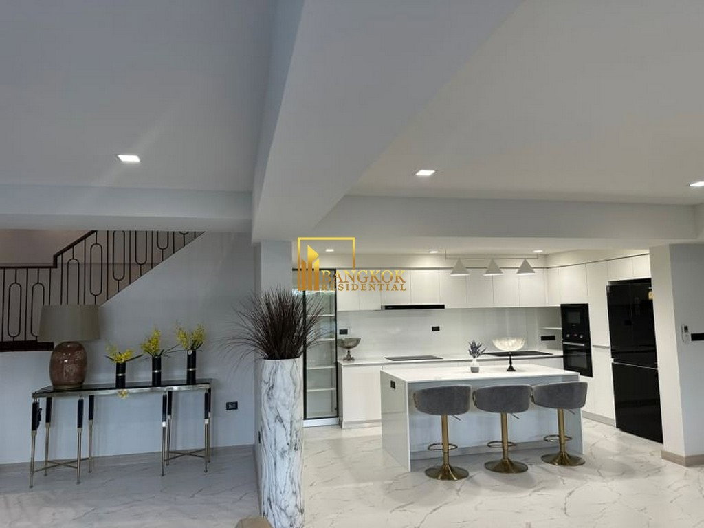 รูป Panya Village | Outstanding 5 Bed Luxury House in Pattanakarn - BR27967SH - รูปที่ 4/20