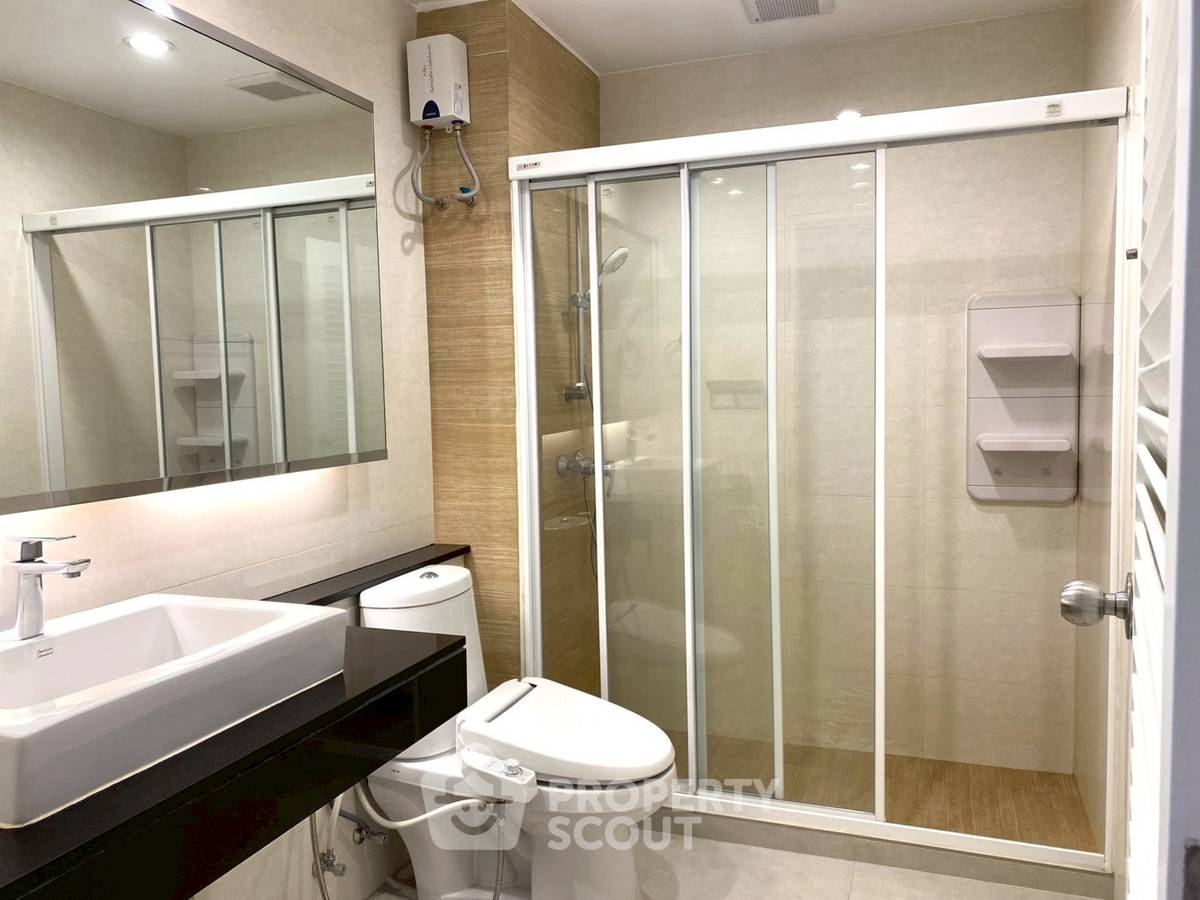 picture 2-BR Condo at Prasarnmit Place near MRT Sukhumvit (ID 835084) - 35/40