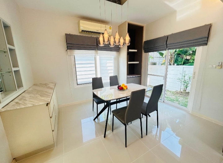 รูป บ้านสวยในโครงการ มีสระว่าย ฟิตเนส 3ห้องนอน - รูปที่ 10/30