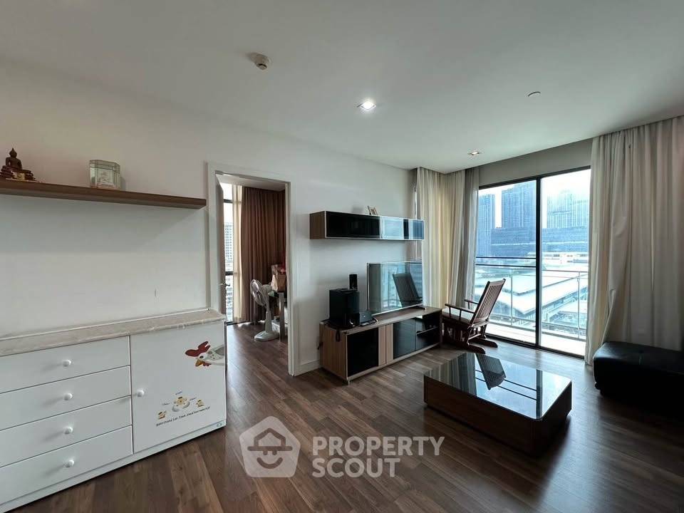 รูป คอนโด 2-ห้องนอน ที่ เดอะ รูม สุขุมวิท 62 ใกล้ BTS ปุณณวิถี (ID 2247037) - รูปที่ 3/7