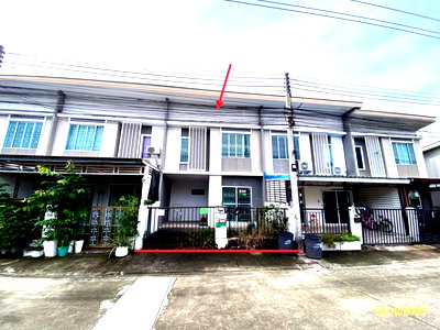 TOWN HOUSE 18.3 Sq.w. Krathum Baen Samut Sakhon for 2.5M