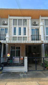 🏡✨ ปล่อยเช่าทาวน์โฮม 2 ชั้น นวมินทร์ 42 3 ห้องนอน 2 ห้องน้ำ ฟังก์ชันครบ พร้อมอยู่ 🚫 ไม่อนุญาตเลี้ยงสัตว์ 💰 ค่าเช่าเพียง 22,000 บาท/เดือน