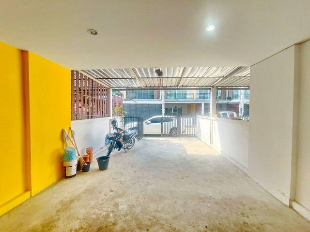 รูป  ขายทาวน์เฮ้าส์ บ้านสวนพฤกษา ซอย 12 หน้าบ้านหันทิศใต้ ถนนหน้าบ้านกว้าง พร้อมเข้าอยู่ อยู่สบาย ลมดี - รูปที่ 21/22