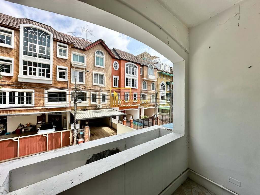 รูป Yenakart Residence | Expansive 4 Bed Townhouse in Yenakart - BR8915TH - รูปที่ 16/51