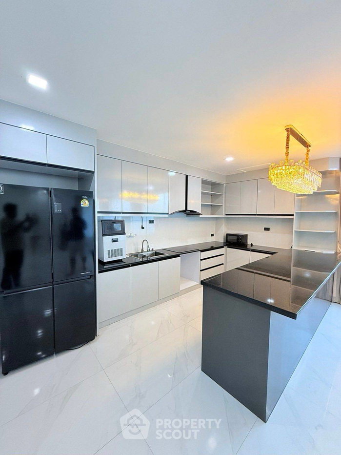 รูป บ้าน 6-ห้องนอน ใน บางละมุง (ID 2093749) - รูปที่ 7/9
