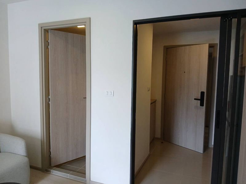 รูป ให้เช่าห้องใหม่กิ๊ก D condo air ดี คอนโด แอร์ ลาดกระบัง ตึกA ใกล้สนามบินสุวรรณภูมิ #วิวสระว่ายน้ำ #มีสระว่ายน้ำ #ระเบียงตะวันออก - รูปที่ 12/13