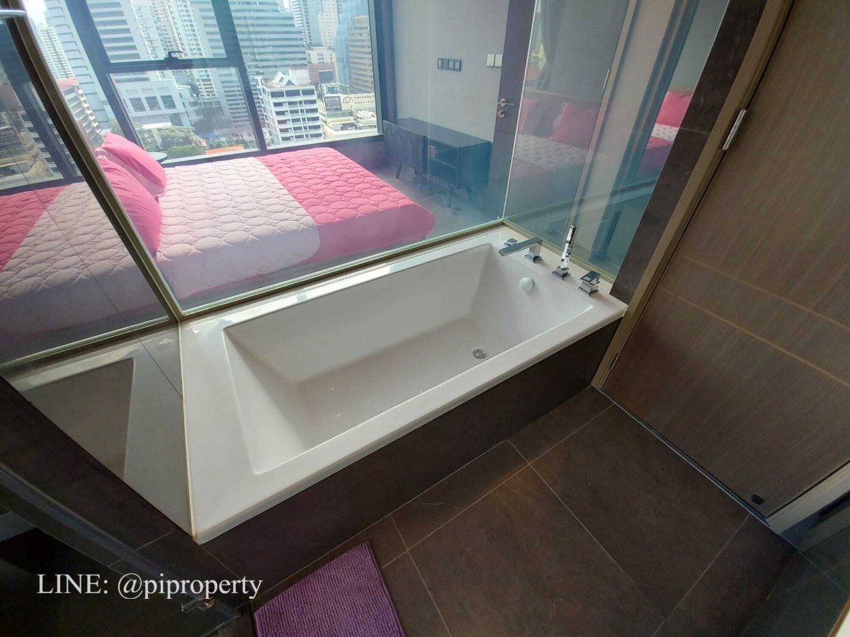 รูป ให้เช่าห้องชุด 1 ห้องนอน วิวสวย ในโครงการ THE ESSE ที่ SINGHA COMPLEX ใกล้ MRT เพชรบุรี 0 เมตร และย่านอ่าวสเก - พระราม 9 - รูปที่ 16/22