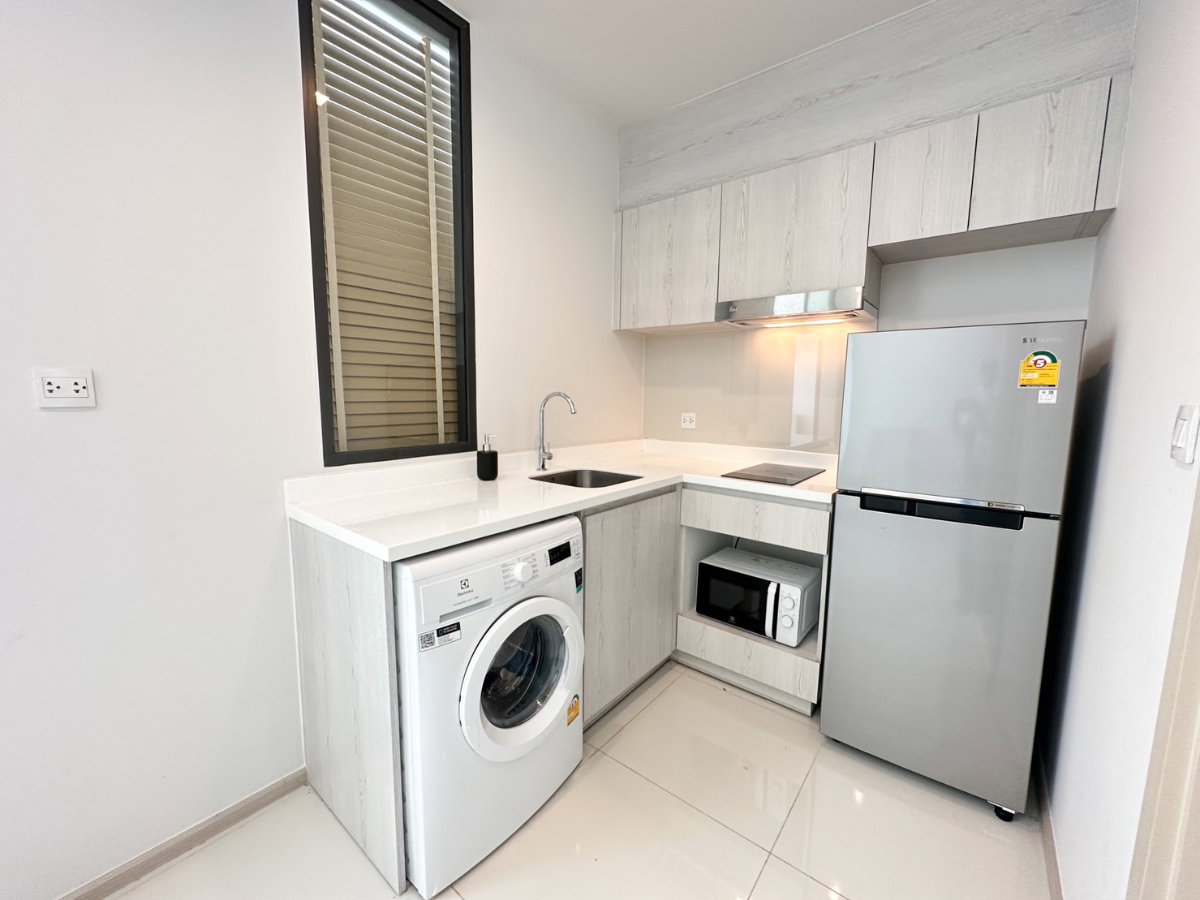picture @Condorental condo for rent Life One Wireless - 11/14