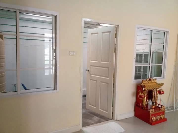 รูป 🏢✨ ขายและปล่อยให้เช่า โฮมออฟฟิศ 3 ชั้น สายไหม 54/1 3 ห้องนอน 4 ห้องน้ำ ติดถนนใหญ่ เข้า-ออกสะดวกสุด ๆ - รูปที่ 4/12