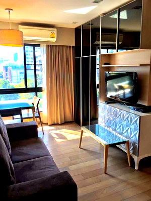 คอนโดให้เช่า : ให้เช่าคอนโด ไทดี ทองหล่อ 17 อาคาร 1 ชั้น 5 1 ห้องนอน ขนาด 30 ตรม ใกล้ Eight ทองหล่อ