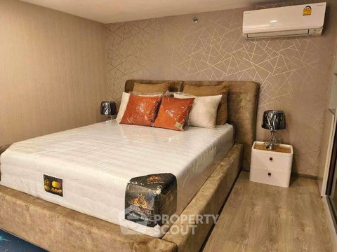 1-BR Condo at SOHO Bangkok Ratchada near MRT Huai Khwang (ID 2748970)