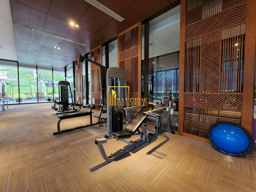 รูป Emporio Place | Contemporary 2 Bed Duplex Condo For Rent in Phrom Phong -  BR12468CD - รูปที่ 27/37