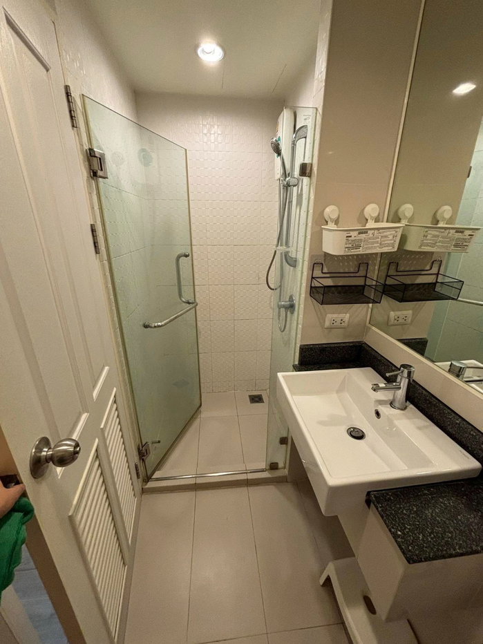 รูป รีบจองด่วนๆ  ‼️ ให้เช่า 🔥 the kris 7 ซ.รัชดา 17 ห้องสวย ห้องใหญ่ ทำเลดี เฟอร์ครบ+มีเครื่องซักผ้า📍 พร้อมให้เข้าอยู่ ( ต้นเดือน พค 69 ) - รูปที่ 5/10