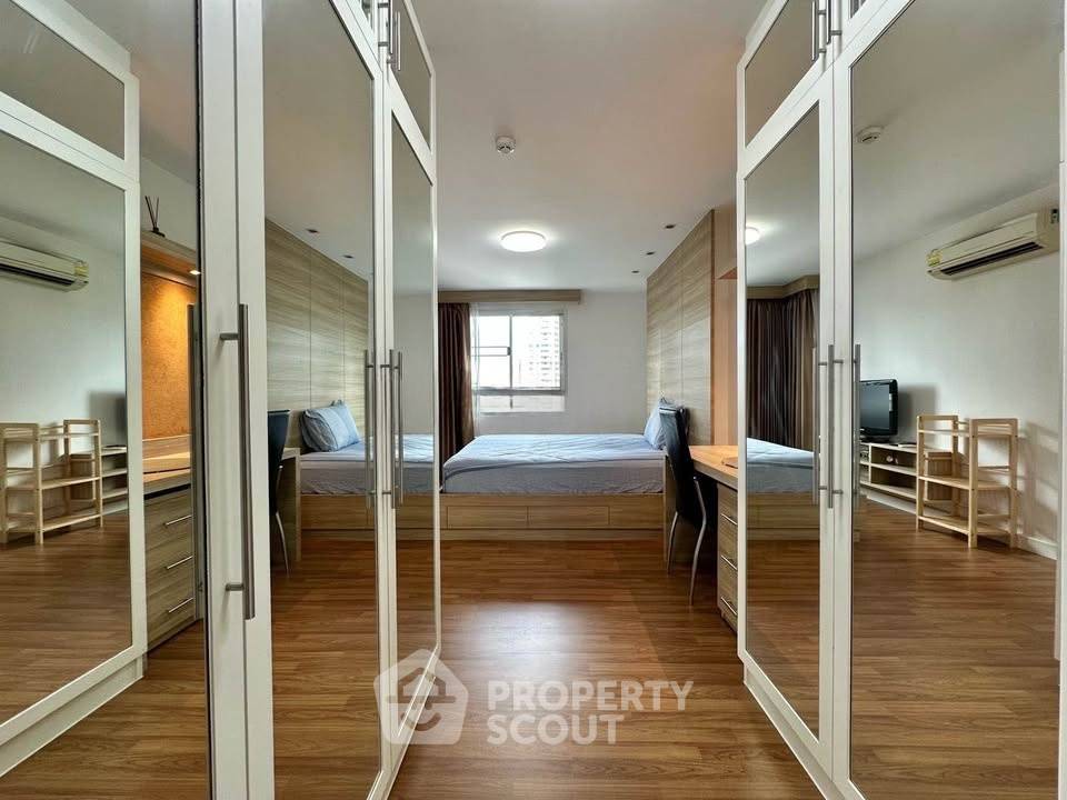 รูป คอนโด 1-ห้องนอน ที่ เดอะ โคลเวอร์ ทองหล่อ เรสซิเดนซ์ ใกล้ BTS ทองหล่อ (ID 2265630) - รูปที่ 1/7