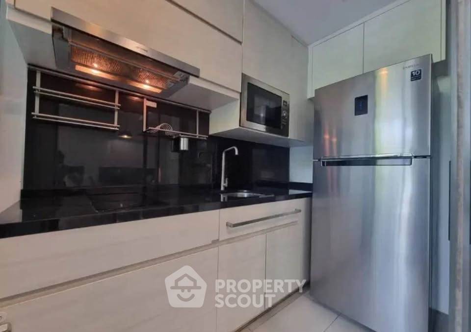 รูป คอนโด 1-ห้องนอน ที่ เดอะ รูม สุขุมวิท 40 ใกล้ BTS ทองหล่อ (ID 2401454) - รูปที่ 7/10