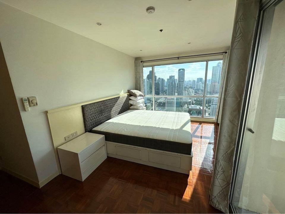 รูป Silom Suite สีลม สวีท คอนโด ให้เช่า 2 ห้องนอน 1 ห้องน้ำ ราคา 26000 บาท เท่านั้น Line : @apopplace - รูปที่ 3/13