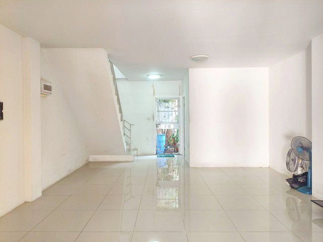 รูป  ขายทาวน์เฮ้าส์ บ้านสวนพฤกษา ซอย 12 หน้าบ้านหันทิศใต้ ถนนหน้าบ้านกว้าง พร้อมเข้าอยู่ อยู่สบาย ลมดี - รูปที่ 7/22