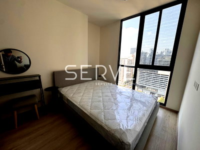 Condos for sale MRT Phra Ram 9 : 1 Bed Large Room City View Fully furnished New Condo Good Location Close to MRT Phra Ram 9  @ NUE District R9