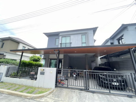 ขายด่วนบ้านแฝดวีคอมพาวด์ติวานนท์-รังสิตพร้อมเฟอร์ครบ