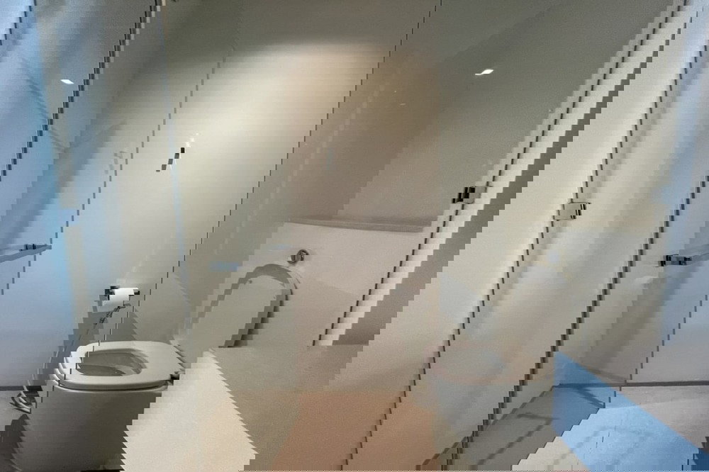 รูป 🔥 ขายพร้อมผู้เช่า !! ต่ำกว่าราคาตลาด 50% !! The River, 1 ห้องนอน, 1 ห้องน้ำ, ชั้นสูง 34++, วิวเมือง!!🔥 Code C20221206486 แต่งครบ, ราคาพิเศษ!!📣📣 - รูปที่ 4/6