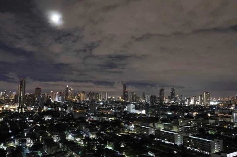 รูป RARE ITEM!! "ห้องมุม (ผนังไม่ติดใคร) ชั้นสูง(32) วิวสวย สภาพกริบ ฟิกส์ที่จอดรถหน้าทางเข้าชั้น2 เจ้าของขายเอง" - รูปที่ 9/10