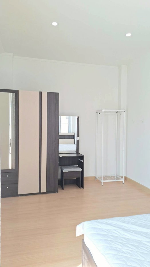 รูป For rent 🎄Townhome โครงการDiya Valley Saraphi เนื้อที่ 39 ตร.ว. 3 นอน 3ห้องน้ำ ค่าเช่า 17,000/เดือน
- รูปที่ 7/21