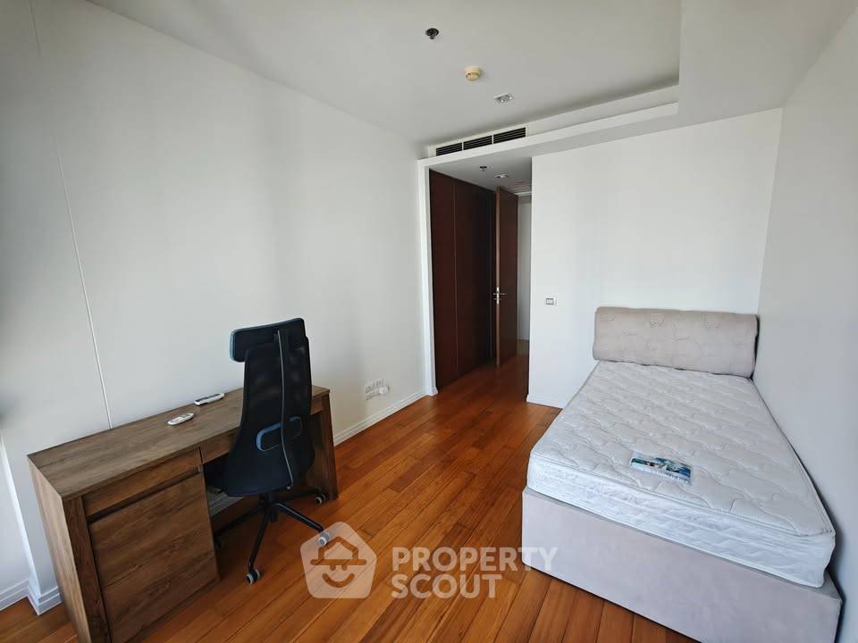 รูป คอนโด 3-ห้องนอน ที่ เดอะ ริเวอร์ คอนโดมิเนียม ใกล้ BTS สะพานตากสิน (ID 2758085) - รูปที่ 8/11