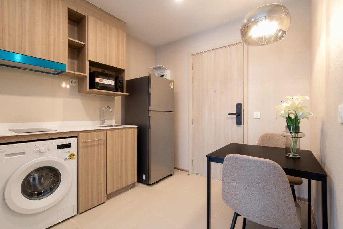 รูป ให้เช่า ✨Life Rama 4 - Asoke ✨ Studio ขนาด 26.72 ตรม เฟอร์ครบมีโซนทำงาน😍 ใกล้ MRT ศูนย์สิริกิติ์🚆 - รูปที่ 9/10