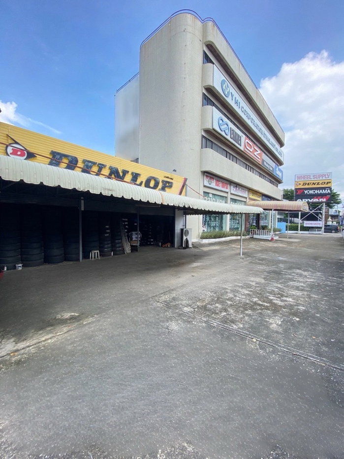 รูป WS6925 🏢✨ อาคารโชว์รูม / สำนักงานขนาดใหญ่ ทำเลพระราม 9 ติดถนนใหญ่ ✨🏢  เพียง 500,000 บาท / เดือน - รูปที่ 2/12