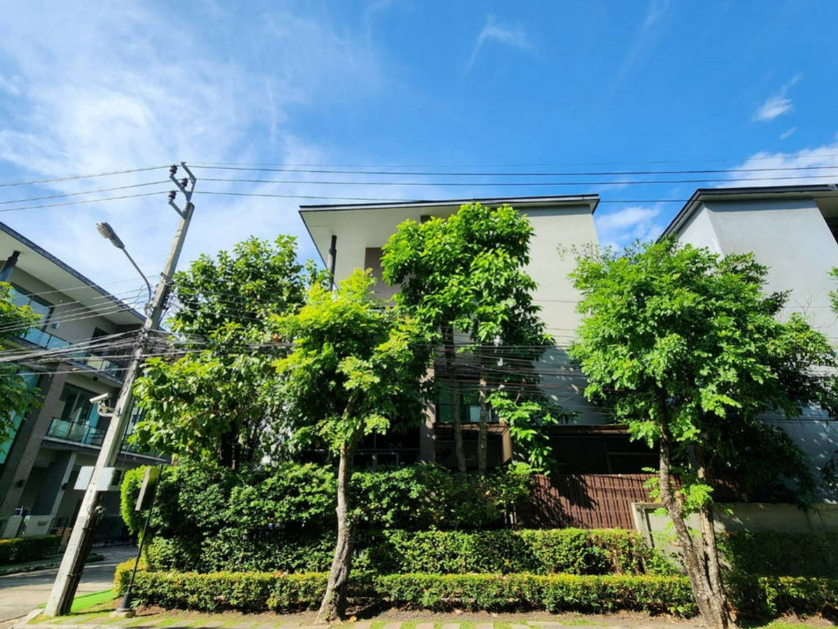 รูป Modern Luxury Home 3 ชั้น เชื่อมต่อเส้นเลียบทางด่วนได้ทันที พร้อมเดินทางไปเอกมัย-ทองหล่อ 🚘 - รูปที่ 2/12