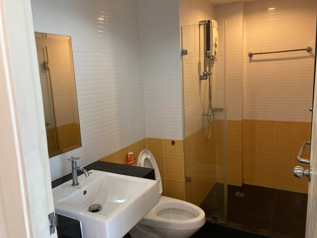 รูป ให้เช่าคอนโดเดอะไทม์ จ่ายเพียง 13,000 บาท เข้าอยู่ได้เลย (เจ้าของปล่อยเอง) - รูปที่ 7/17